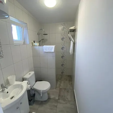 Vara La Pensjonat Corbu (Constanta)